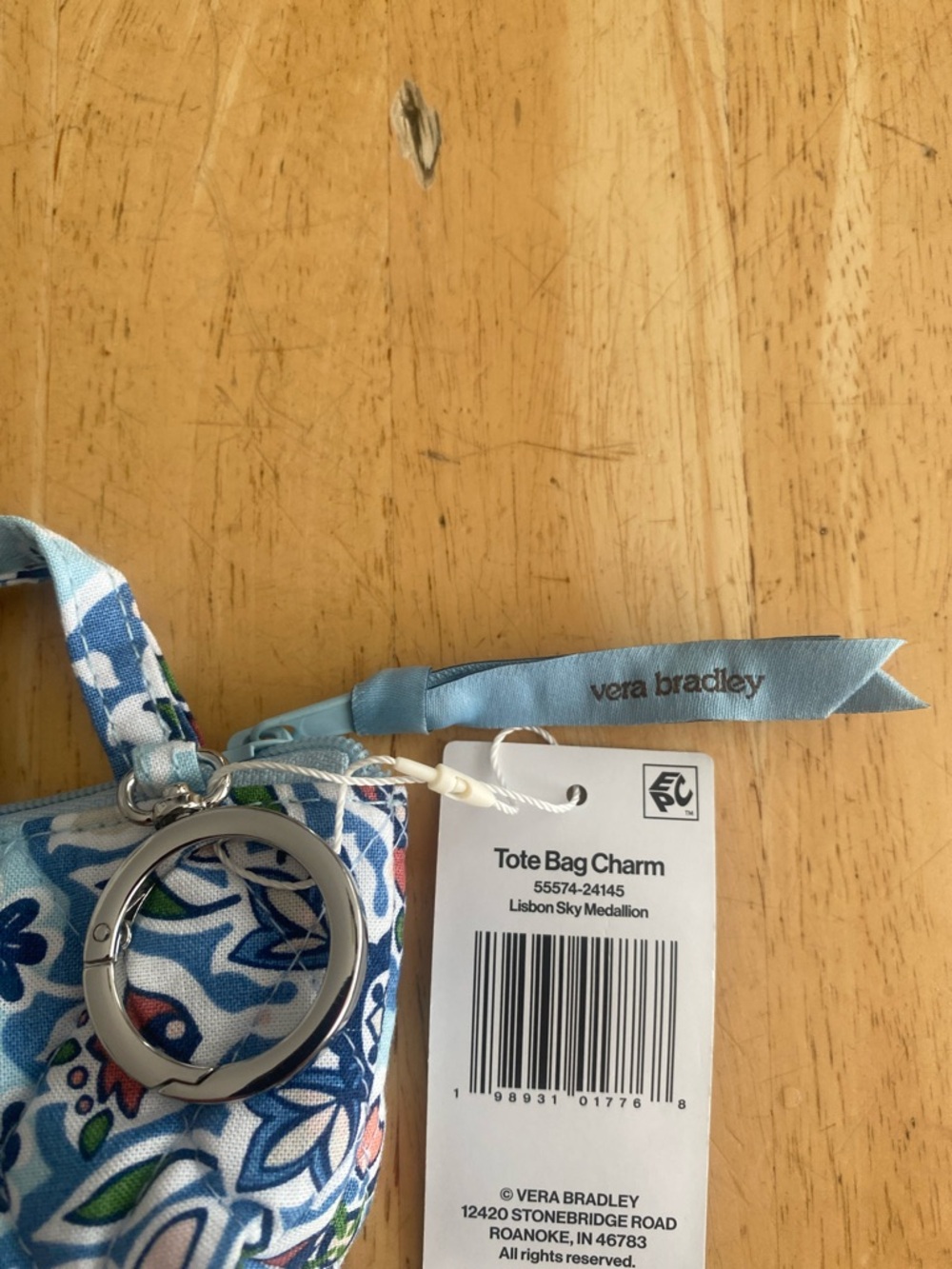 Bundle Vera Bradley Target zippered Mini tote bag bagcharm Keychain & lip balm - Picture 5 of 10